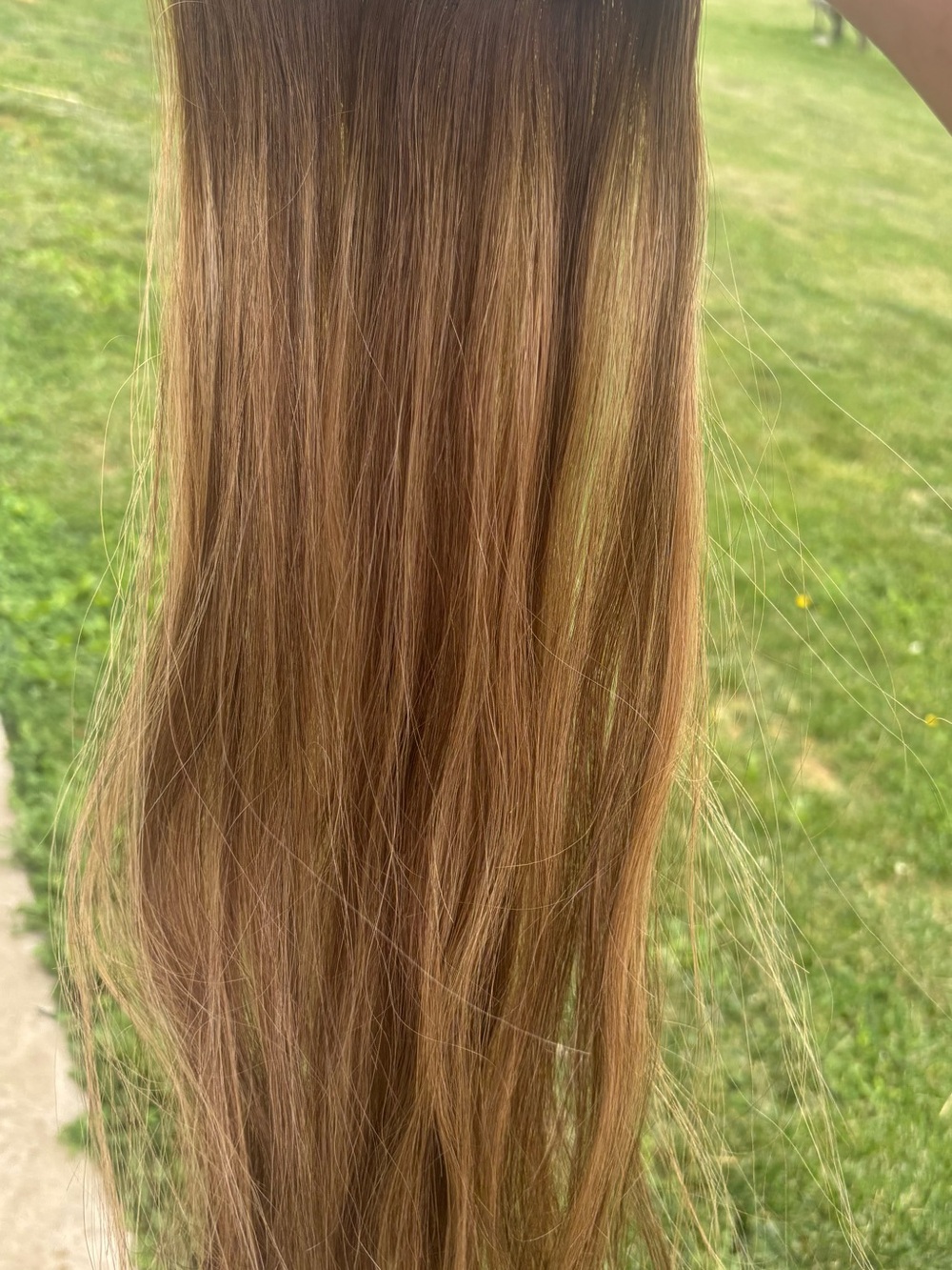 BELLAMI Long Light Brown 22in Extensions